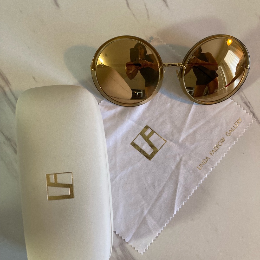Oversize Linda Farrow Luxurious gold limited edition Sunglasses (with case)